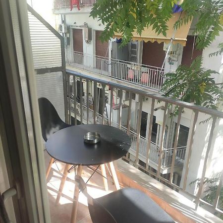 G M 3 Rooms Kentpo In The Heart Of The City Larissa Esterno foto