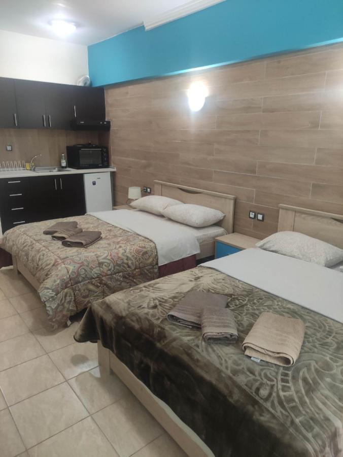 G M 3 Rooms Kentpo In The Heart Of The City Larissa Esterno foto