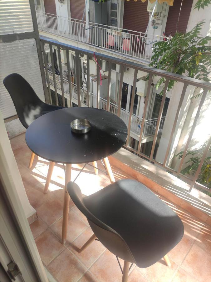 G M 3 Rooms Kentpo In The Heart Of The City Larissa Esterno foto