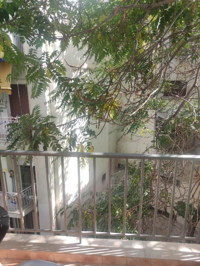G M 3 Rooms Kentpo In The Heart Of The City Larissa Esterno foto